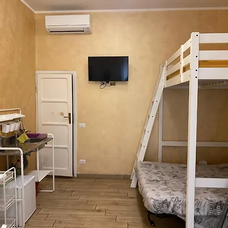 Ciclamini Monolocale Roma