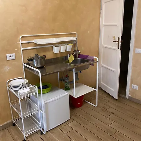Ciclamini Monolocale Daire Roma